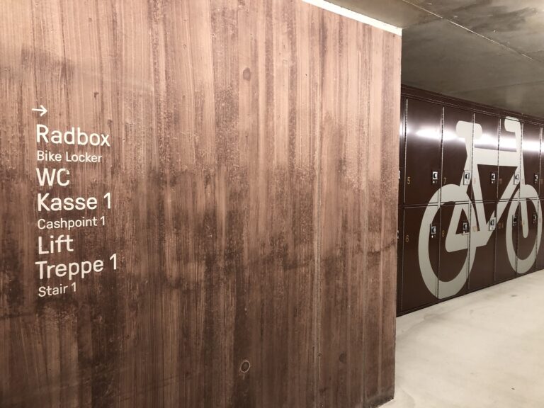 LockTec Velosafe Fahrradgarage braun