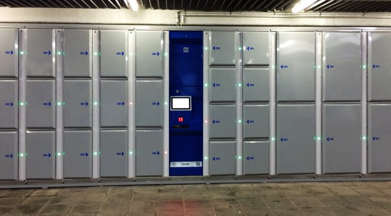 LockTec Locksafe Gepäckaufbewahrung Schließfächer Flughafen
